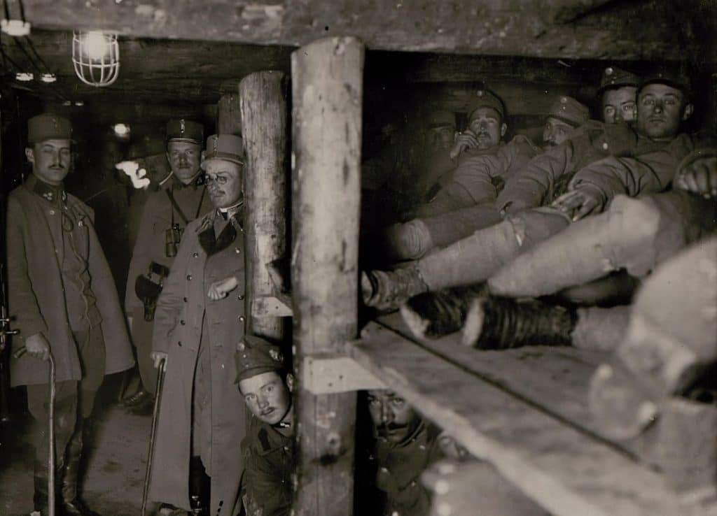 découvrez notre circuit historique, une immersion fascinante dans le passé. explorez des sites emblématiques, revivez les événements marquants et laissez-vous séduire par les récits qui ont façonné notre histoire. partez à l'aventure et vivez une expérience inoubliable au cœur de l'histoire.