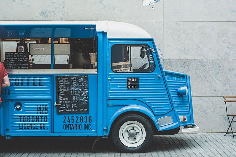 découvrez comment maximiser la rentabilité de votre food truck grâce à des stratégies efficaces, des conseils pratiques et une gestion optimale de votre menu et de vos coûts d'exploitation.