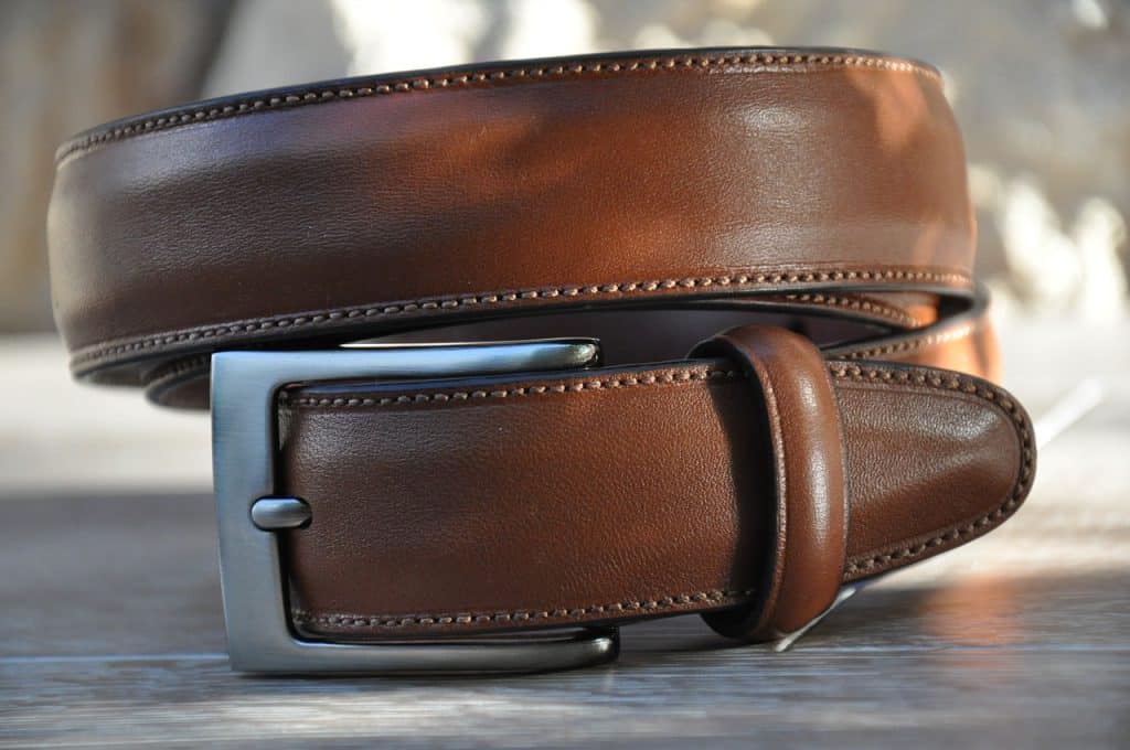 Comment bien choisir et porter une ceinture pour homme