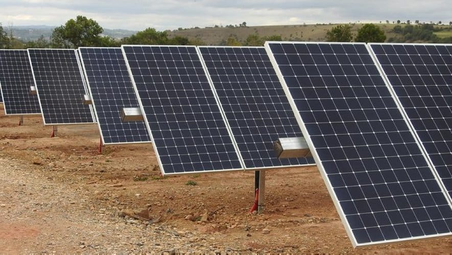 découvrez comment maximiser le rendement des panneaux solaires par hectare. apprenez les meilleures pratiques, technologies et stratégies pour optimiser la production d'énergie solaire et rentabiliser votre investissement.