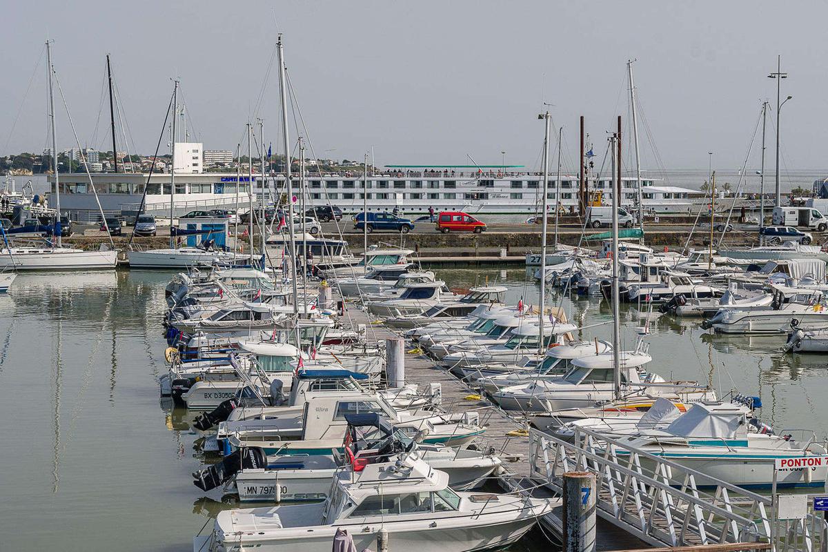 découvrez comment générer des revenus passifs grâce à la location de votre bateau. apprenez les meilleures stratégies pour rentabiliser votre investissement et profiter de cette activité lucrative tout en naviguant.